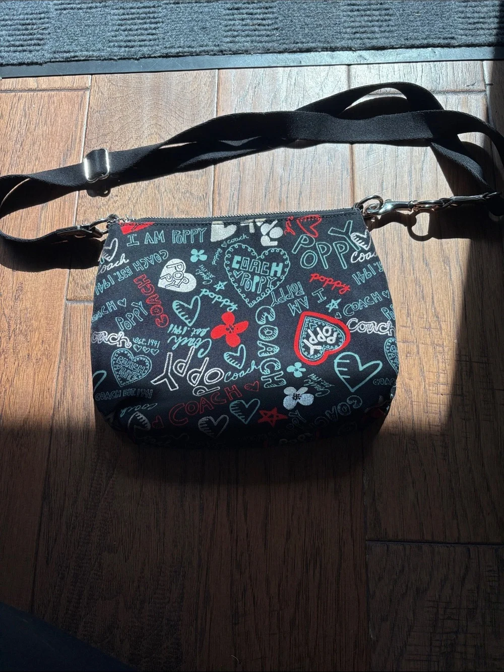 Coach Poppy Vintage Purse-Great Condition 🌹